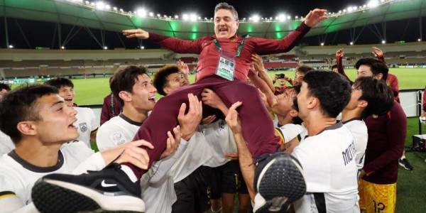 华体会体育登录入口-安东尼奥的小惊喜，中国足球的大震撼