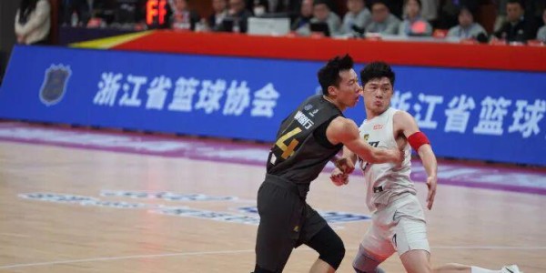 华体会hth官网入口-“浙A德比”首轮熟人局，杭州队战胜富阳队