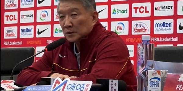 华体会hth官网入口-太不中用！女篮三朝元老7中1，场均1分+DNP，球迷：以后别用了