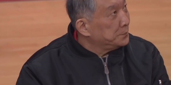 女篮险胜巴西！王思雨+刘禹彤轰30分，张子宇统治篮下，众人打铁|加时赛|比赛|张曼曼|国家队|热身赛_新浪体育_新浪新闻