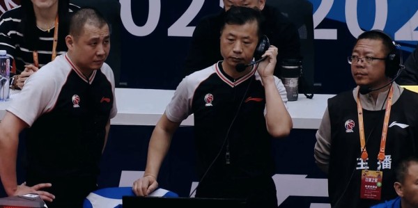 毫无斗志！惨遭3杀，残阵上海全场压制，邱彪：如此表现赢辽宁？