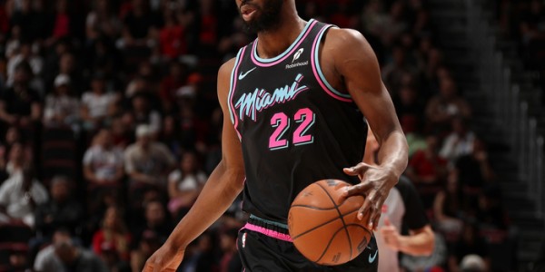 华体会登录入口-湖人追求目标增加，德罗赞威金斯，雄鹿想交易引援，留住字母哥|洛杉矶|吉安尼斯·安特托孔波|NBA|伦纳德|扬尼斯-阿德托昆博_新浪新闻