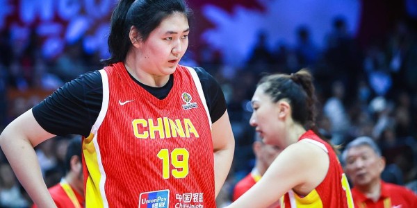 华体会体育登录入口-打完捷克，才搞懂中国女篮中锋状态不佳的原因，球迷：怀念黄思静