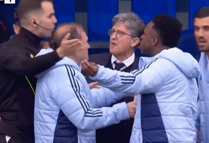 202504132259373400.gif